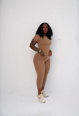 SCULPT 3/4 LEGGINGS WITH POCKETS PRESALE